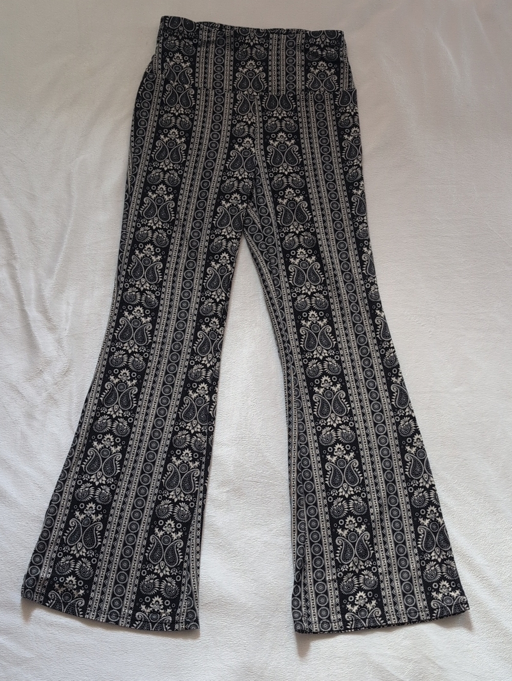 I Believe Black & White Boho Printed Flare Pants - High Waisted